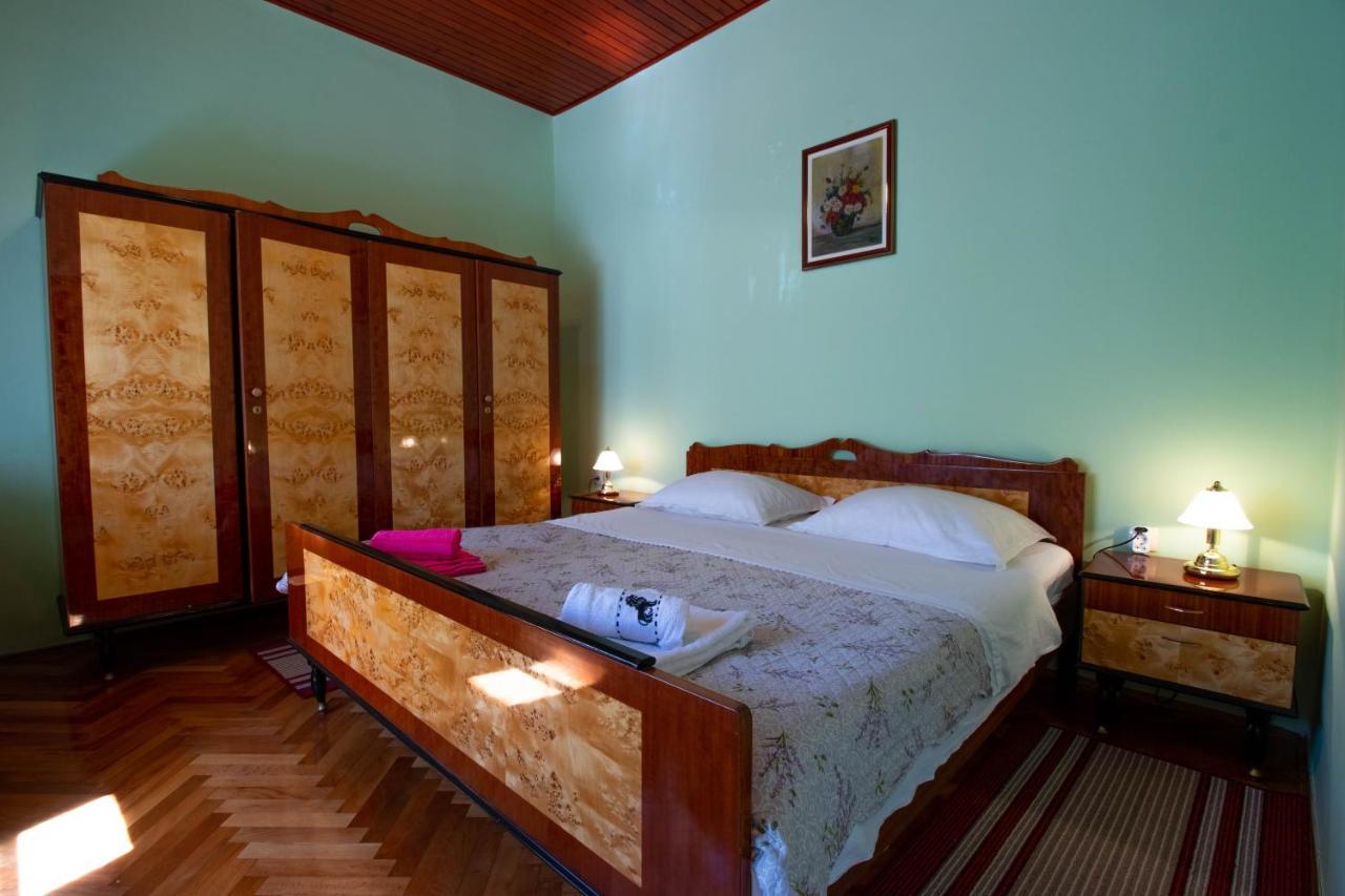 Apartman Ivan Drniš Εξωτερικό φωτογραφία