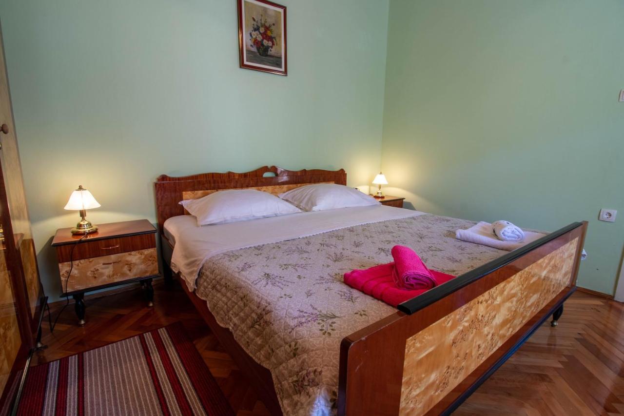 Apartman Ivan Drniš Εξωτερικό φωτογραφία